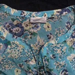 Sheer top teal 22/24 Avenue